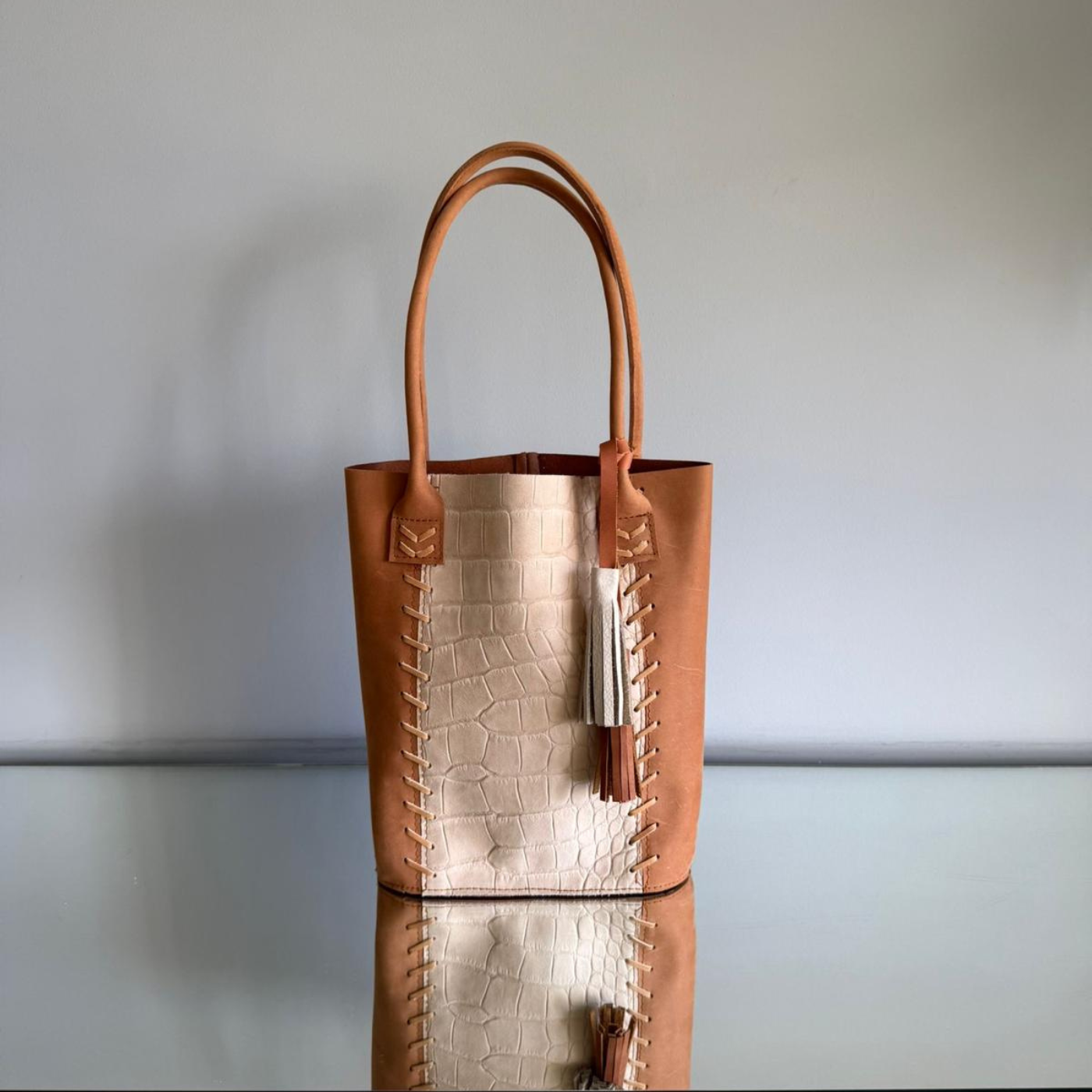 Matera Raíz croco beige y camel