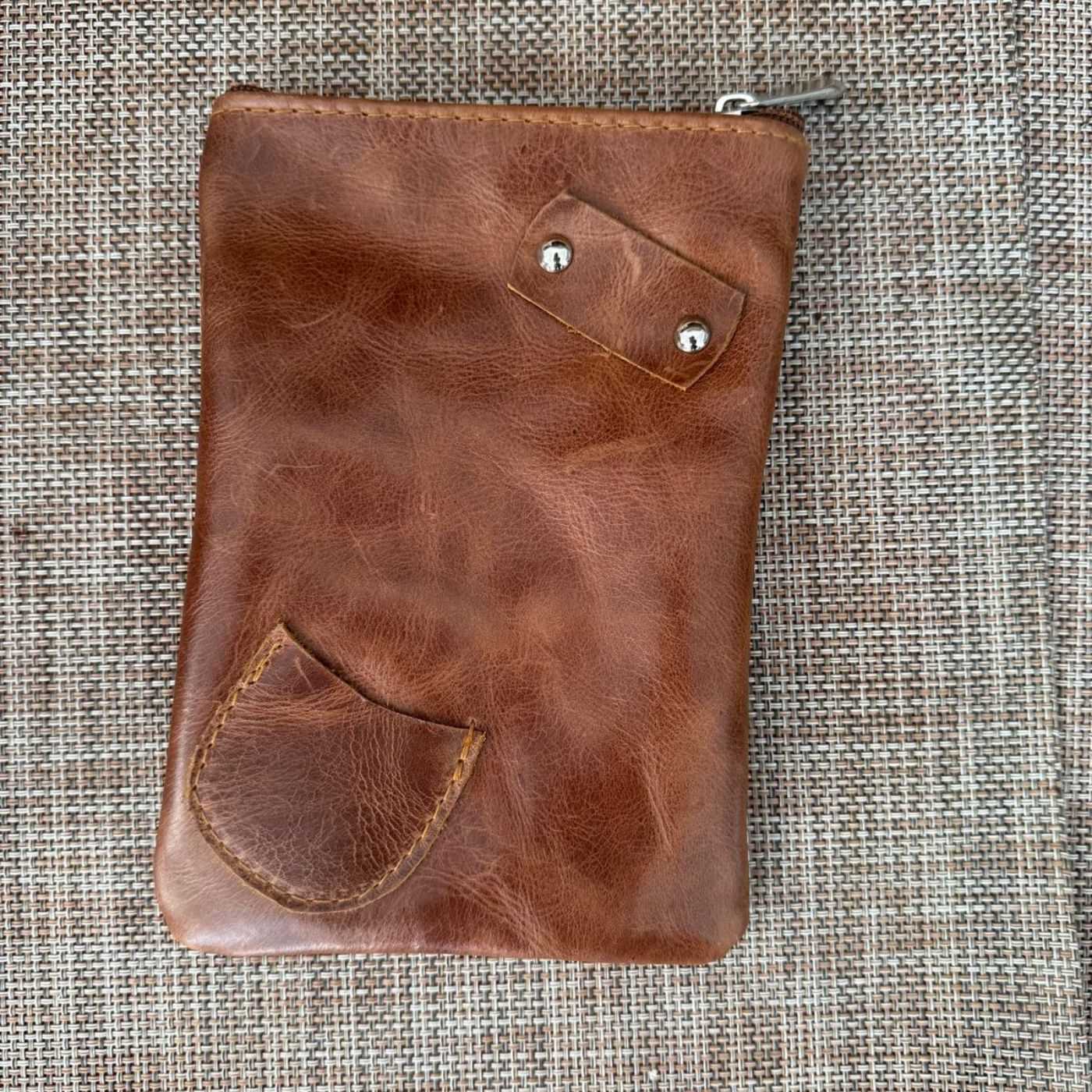 Yerbera Marrón Lustrado