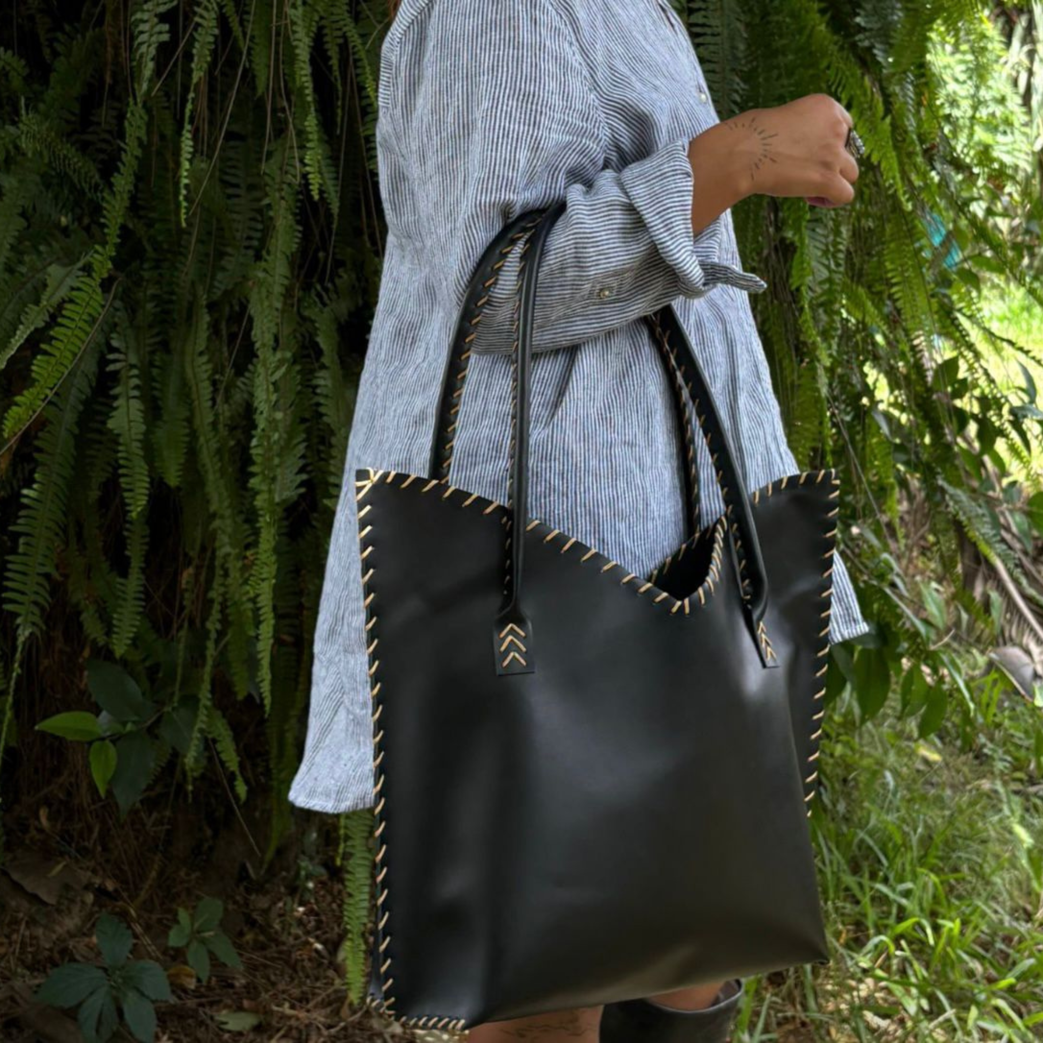 Cartera Serena negra