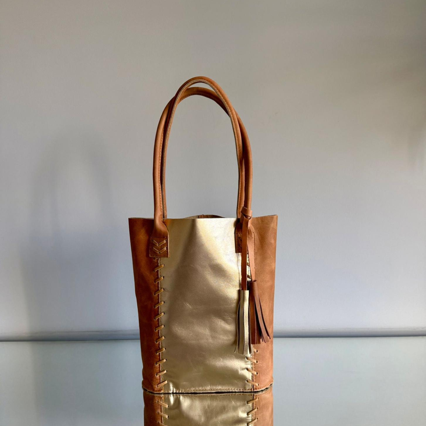 Matera Raíz dorada y camel