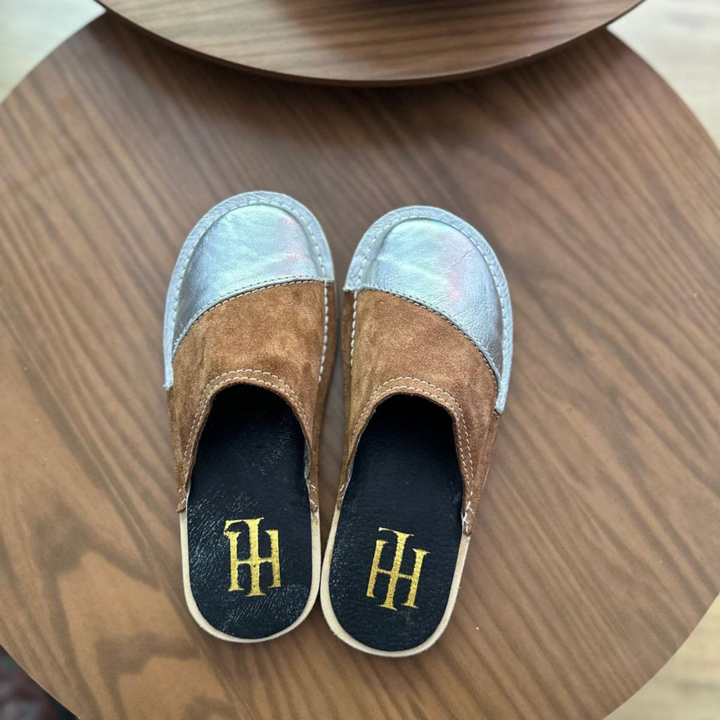 Zapas Clásicas combinadas Plateado con Gamuza Marrón